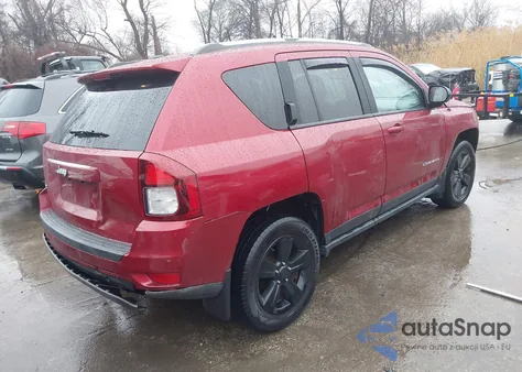 2016 Jeep Compass Sport z USA, uszkodzony, nr VIN 1C4NJDBB2GD657149